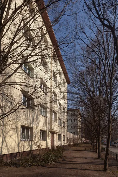 3-Zimmer-Wohnung im lebhaften Soldiner Kiez — photo 1
